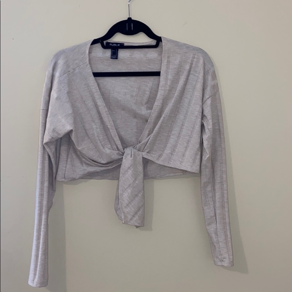 Long sleeve crop top